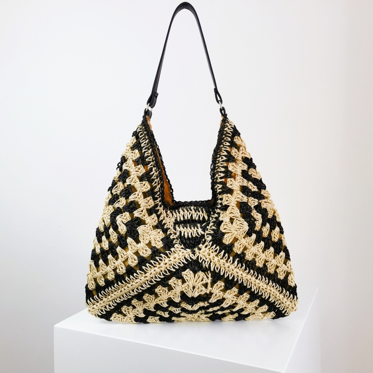 AL001751 ALLCH Hand-made Straw Hollowed Out Color Woven Shoulder Bag - Image 3